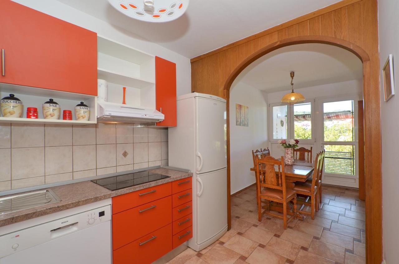 Apartman Lazy Summer Days Сплит Екстериор снимка